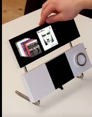 🎵The Physical Music Player You Slide, Click, and Feel，Insert Your Digital Albums Like Vinyl